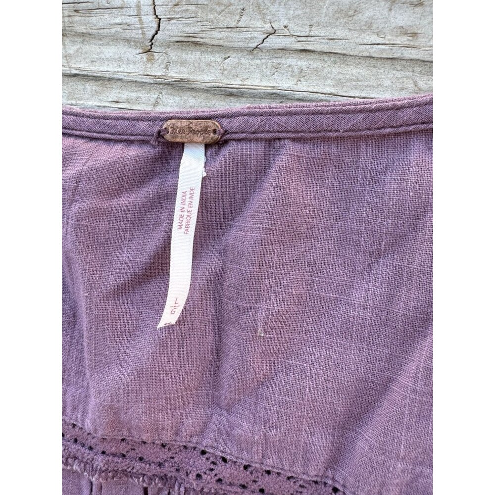 FREE PEOPLE Cropped Eyelet Joi Blouse in Roan Rouge Long Sleeve Button Frnt Sz L - Picture 4 of 9
